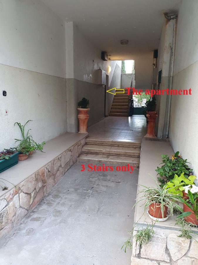 3 Stairs Only To Cozy Flat On Hillel St Apartment Haifa Luaran gambar