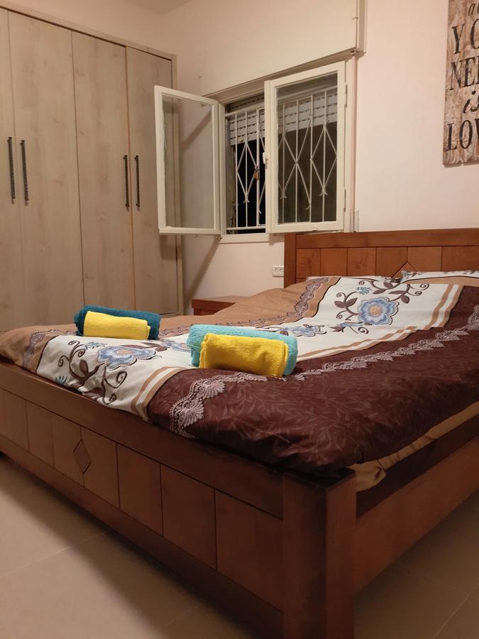 3 Stairs Only To Cozy Flat On Hillel St Apartment Haifa Luaran gambar