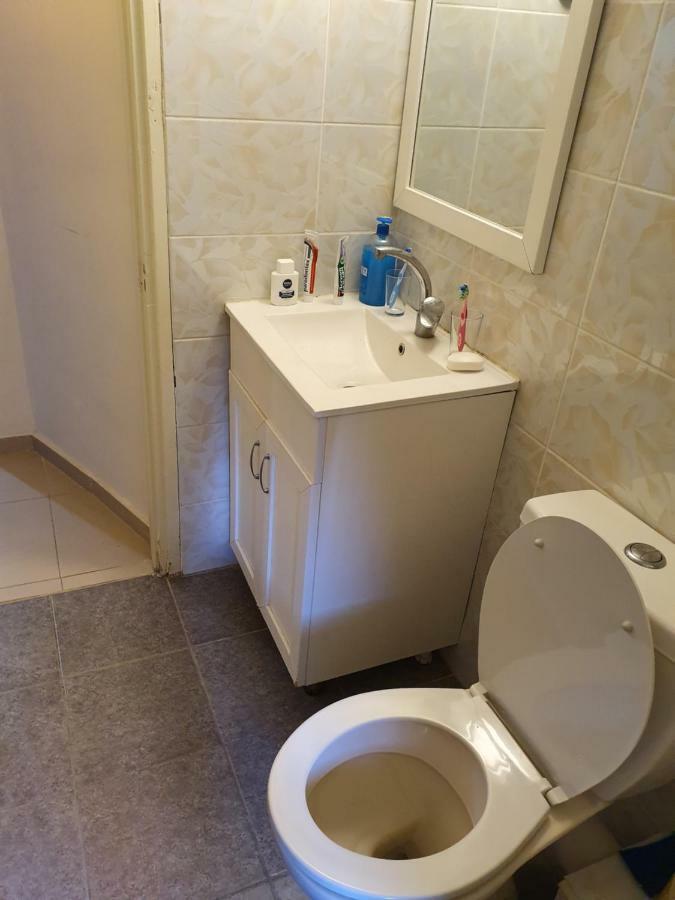 3 Stairs Only To Cozy Flat On Hillel St Apartment Haifa Luaran gambar